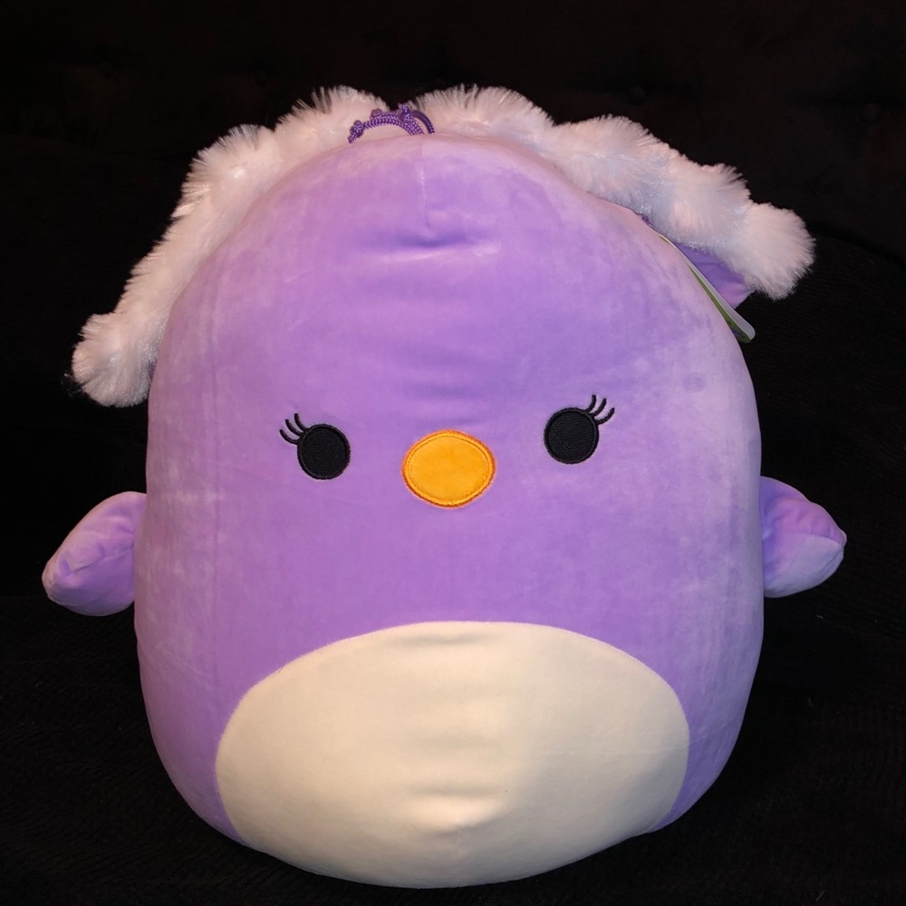 Elina 16” Easter SQUISHMALLOW NWT